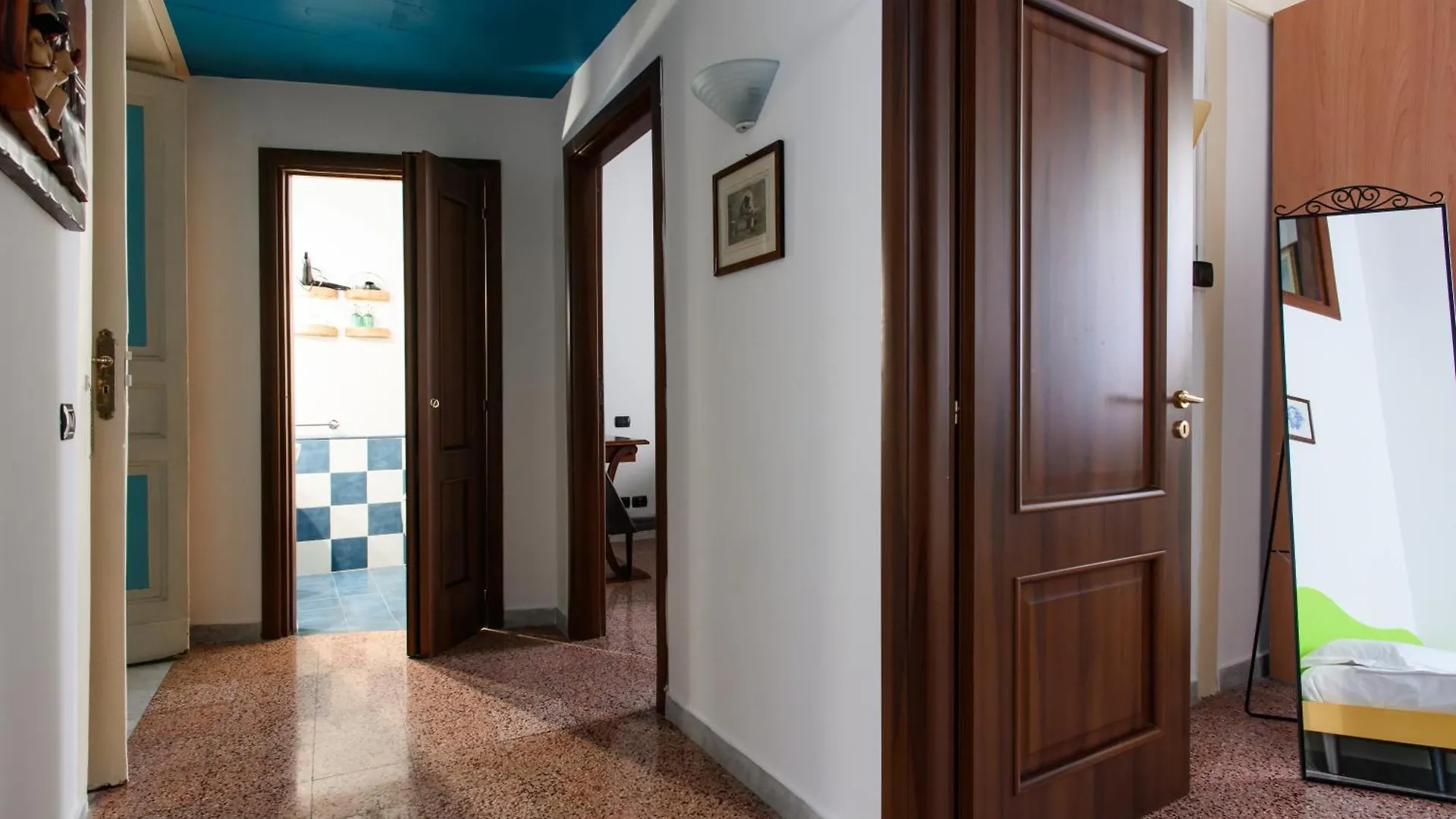 Apartment Ferienwohnung Regal Santa Chiara By Dimorra Neapel Italien